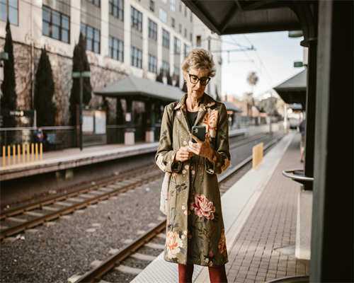 青岛有偿供卵三代试管：费用、成功率与实用指南